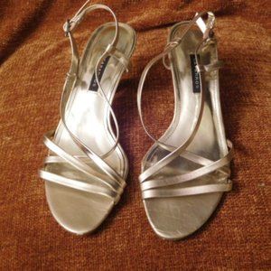 Caparros Golden Sandals, 2.5" heels, size 7.5